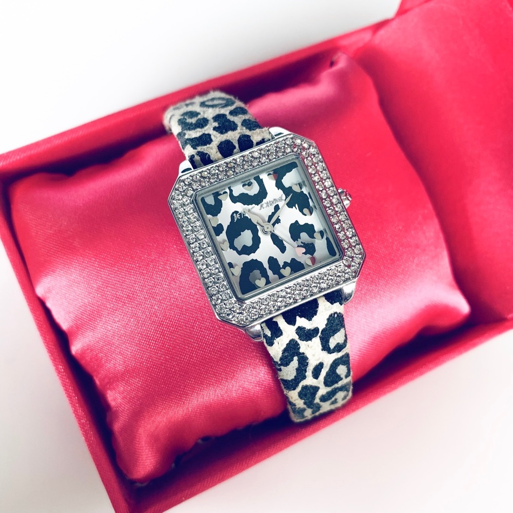 Betsey Johnson leopard cheetah Watch with box